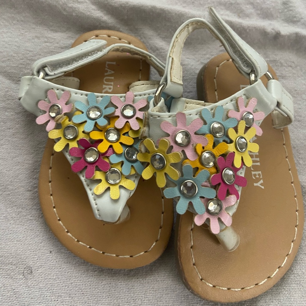 Baby shoes